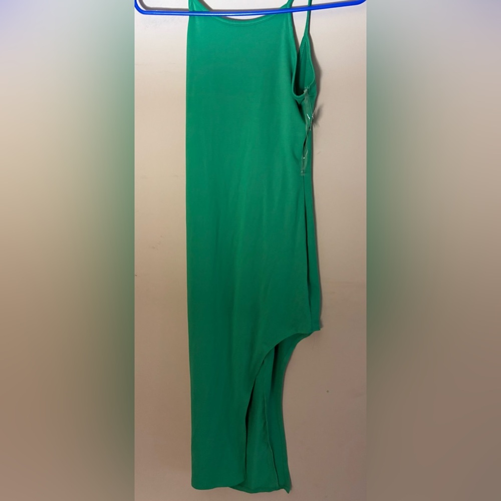 Heart & Hips Vibrant Green Backless  Dress with a slit